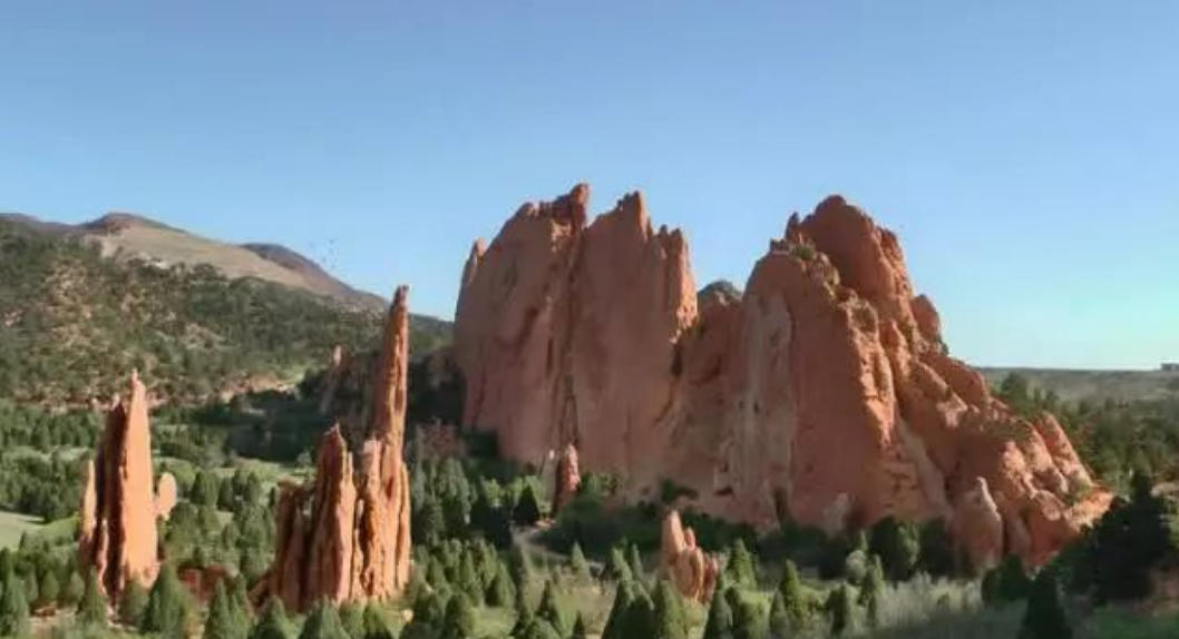 迷茫人生，苦海孤身；人需伯乐，一展所长指代表哪个正确生肖精选释义落实解释