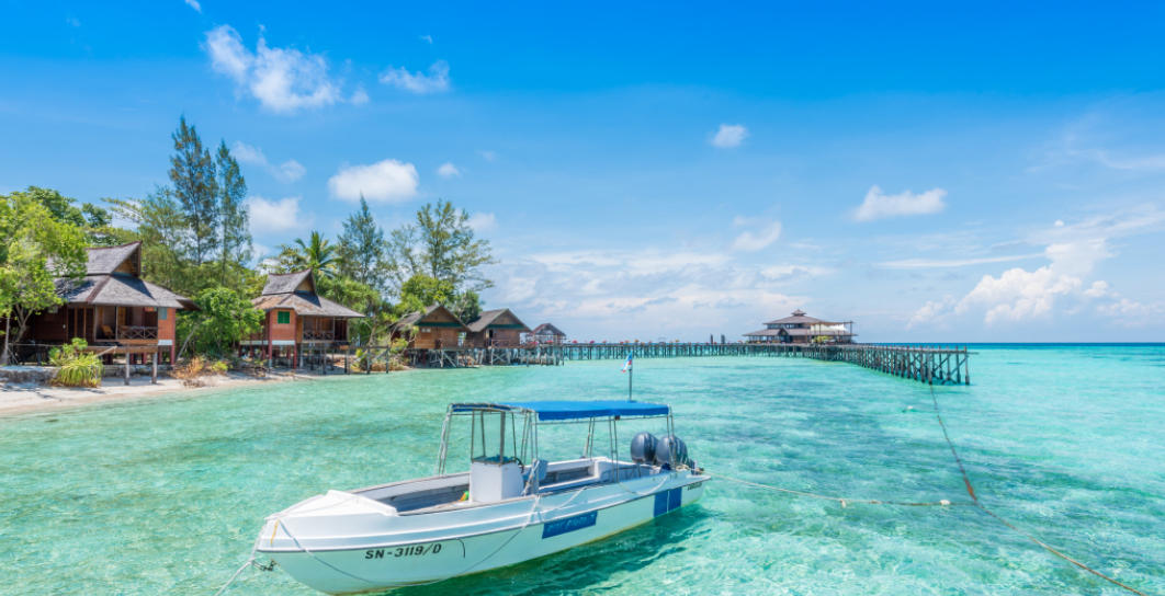 盘游无度指是什么生肖，词语摘抄加解释